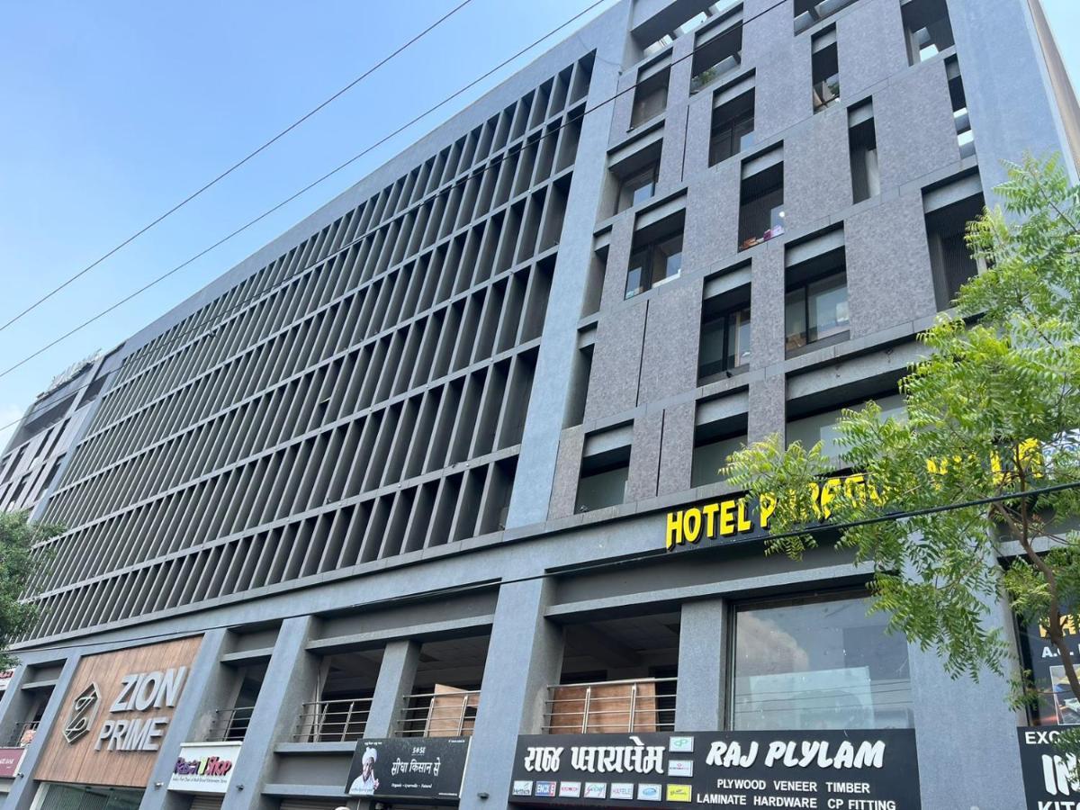 Hotel Paramount Villa Gándhínagar Exteriér fotografie